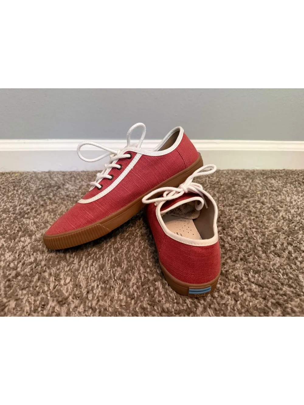 New TOMS Carmel Canvas Sneaker Women’s 6.5